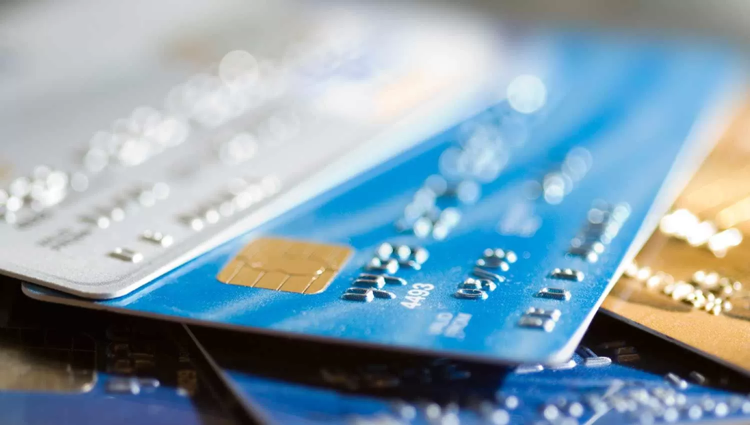 Los gastos en dólares hechos antes de la sanción de la ley no pagarán el 30%