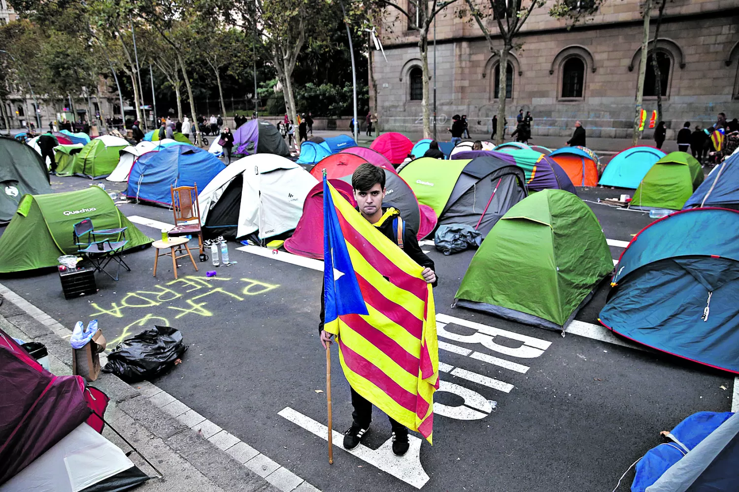  Indignados por las sentencias a sus líderes en Cataluña