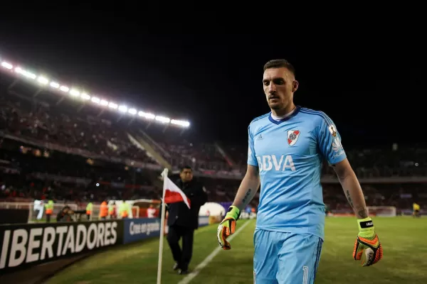 Armani no está desesperado por irse a Europa, afirmó su agente