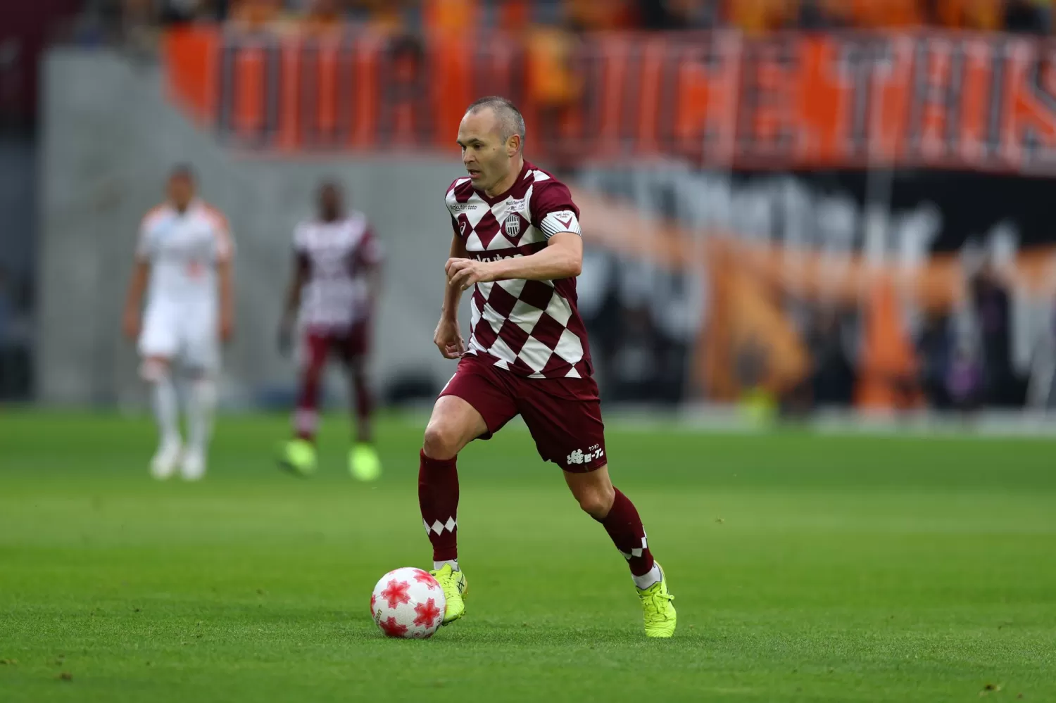 Andrés Iniesta jugará con el Vissel Kobe la final de la Copa del Emperador el 1° de enero contra el Kashima Antlers. (FOTO TOMADA DE TWITTER @visselkobe)