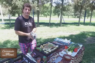 Hoy, en Cocinando con Maxi: matambre de cerdo con manzanas