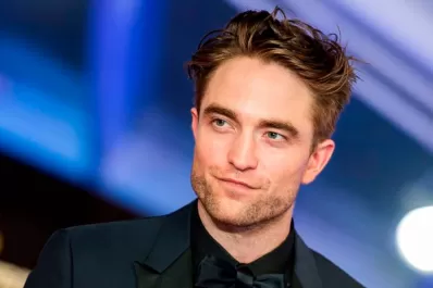 Robert Pattinson dio positivo para covid-19 y debieron suspender la producción de The Batman