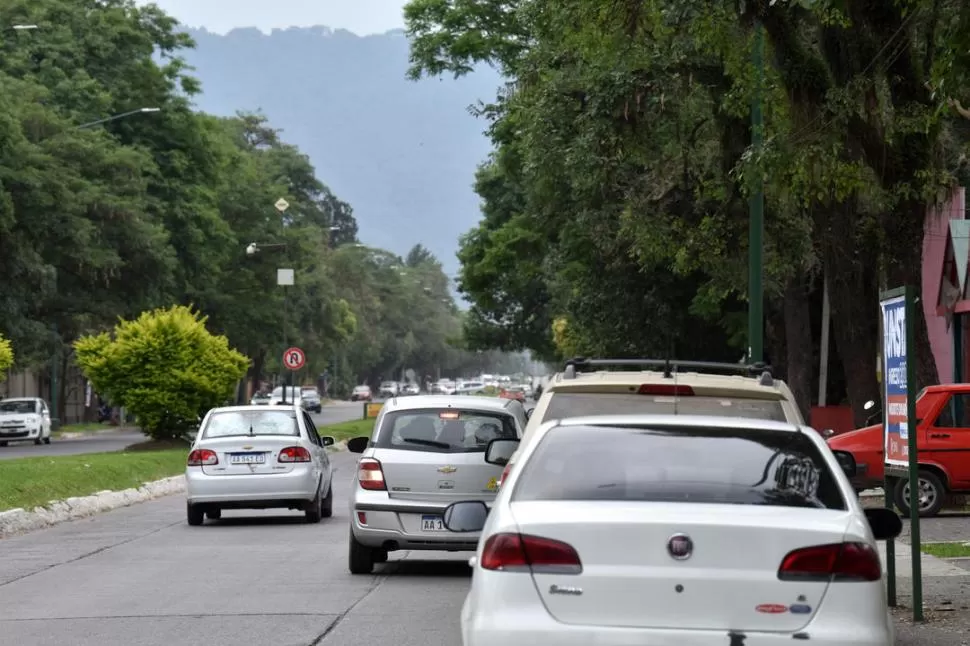 ACONQUIJA. El trazo grueso del plan prevé que la avenida atraviese el recorrido circular del ómnibus interno. la gaceta / foto de inés quinteros orio 