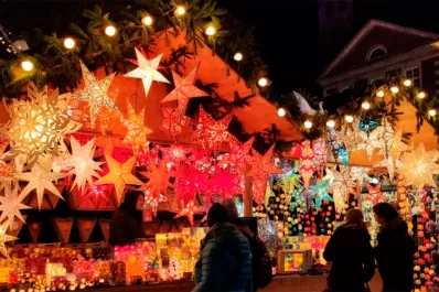 Tucumanos por el mundo: cómo se adaptan a las costumbres navideñas de sus nuevos hogares