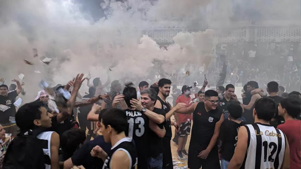 Estudiantes cerró una temporada extraordinaria. (FOTO TOMADA DE TODO BASKET)