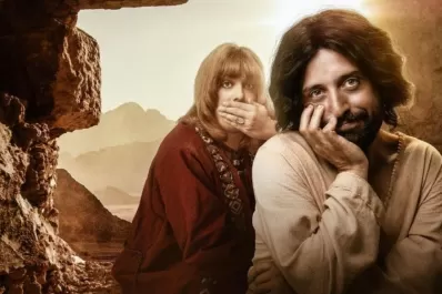 Atacaron con bombas la productora que puso en Netflix una película de Jesús homosexual