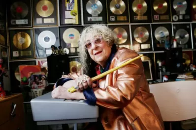 Murió Allee Willis, la autora de la canción de Friends