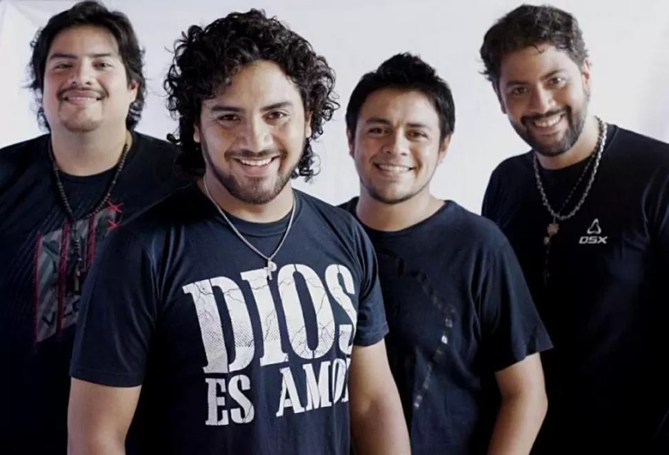 VOCES JÓVENES Y EXPERIMENTADAS. Los Surcos llevan 11 años haciendo folclore que le canta al amor.  