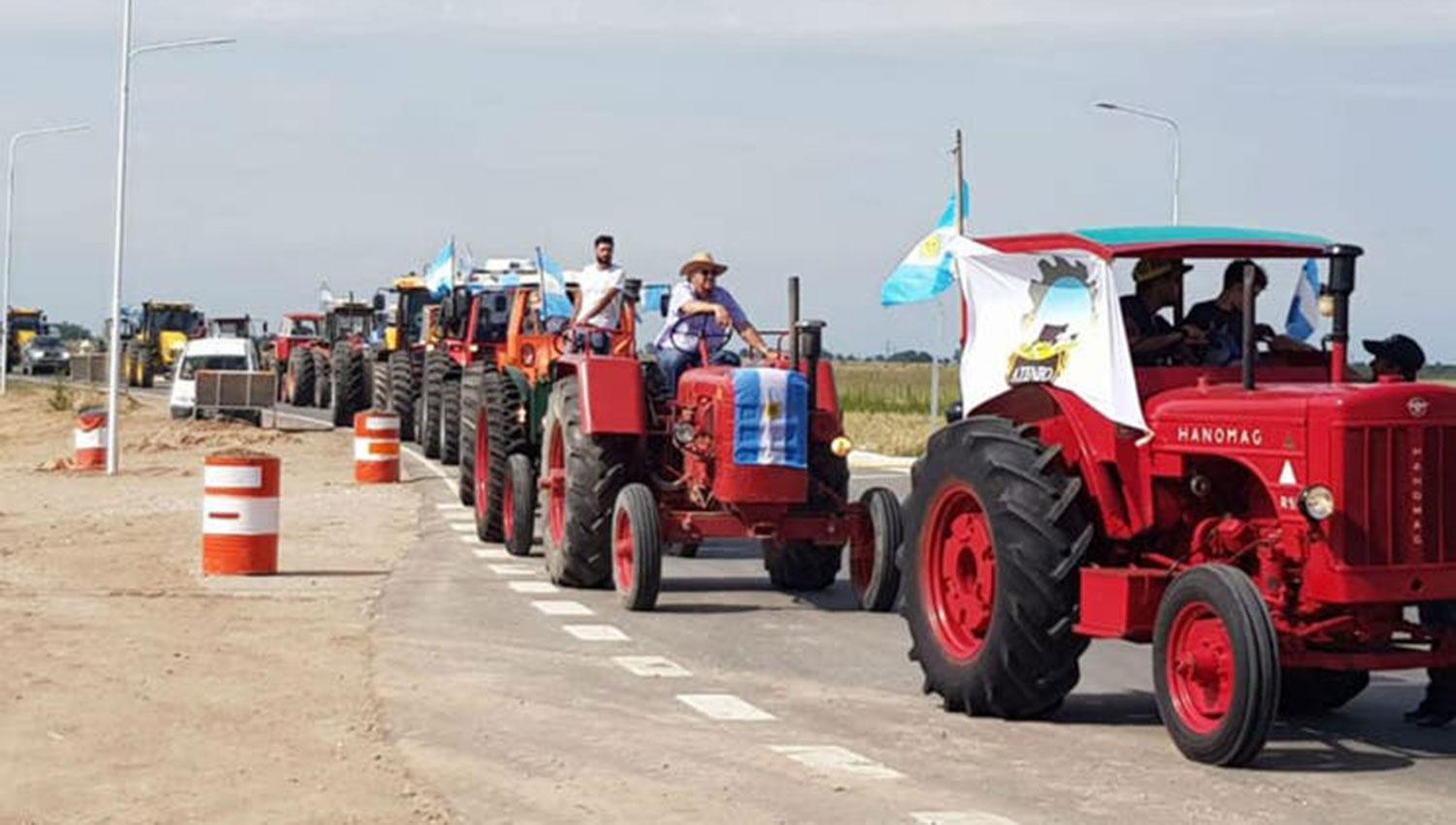 Con un tractorazo, el campo empieza a movilizarse contra las retenciones