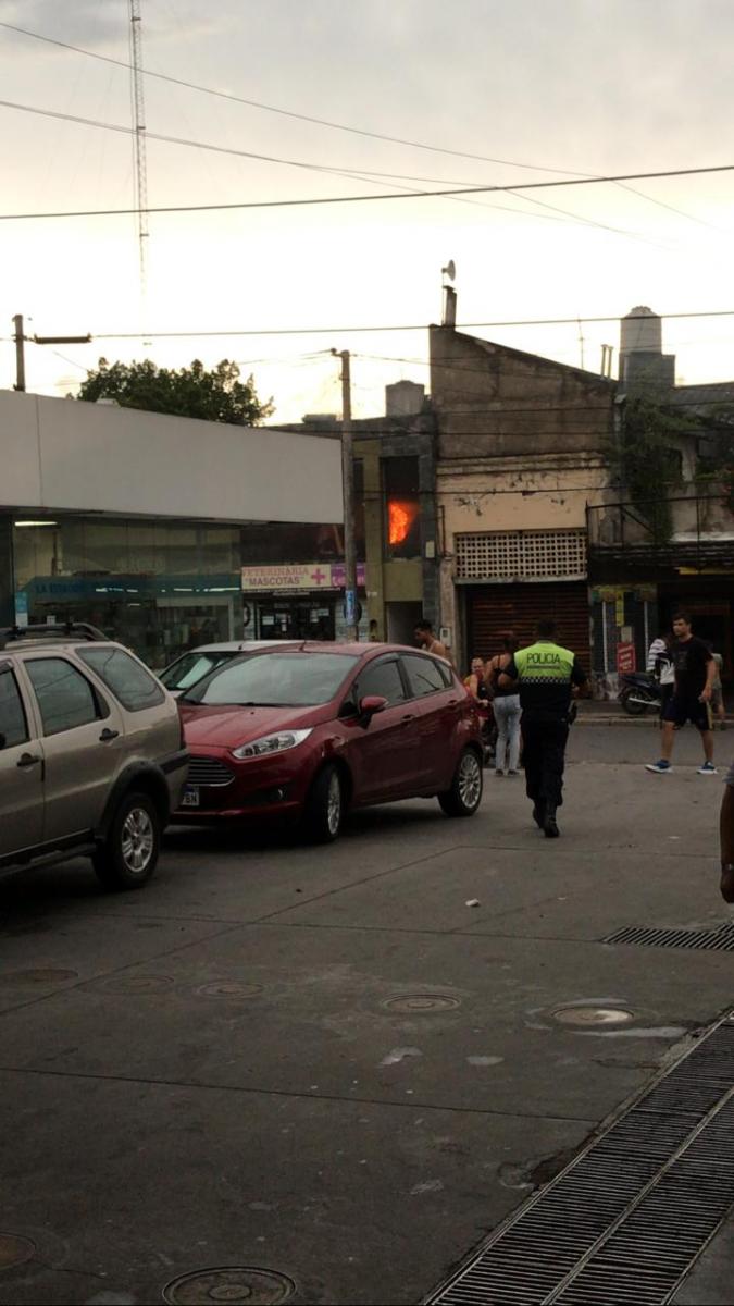 INCENDIO. FOTO ENVIADA A TRAVÉS DE WHATSAPP