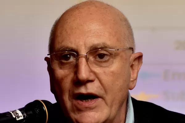 Un experto de la UCA dice que ex funcionarios minimizan el agravamiento de la pobreza