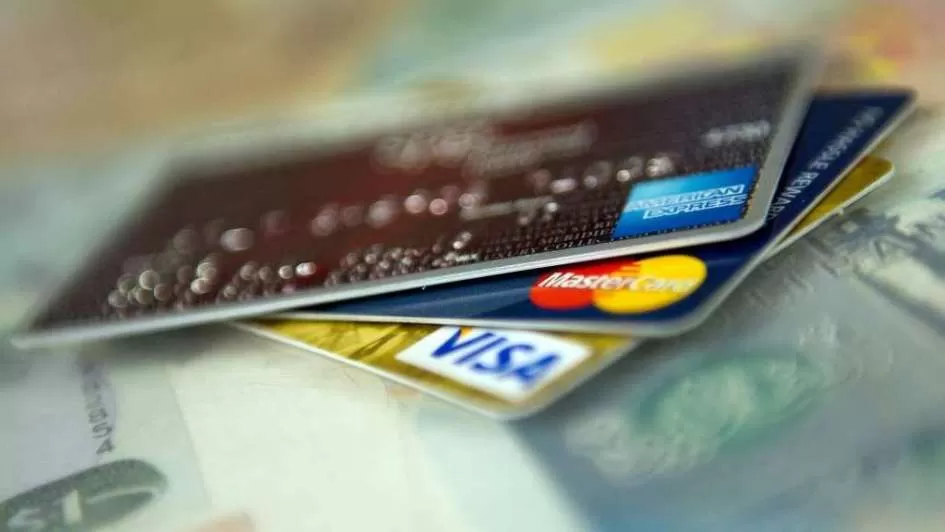 Desde enero, los comercios pagarán menos por recibir tarjetas de crédito