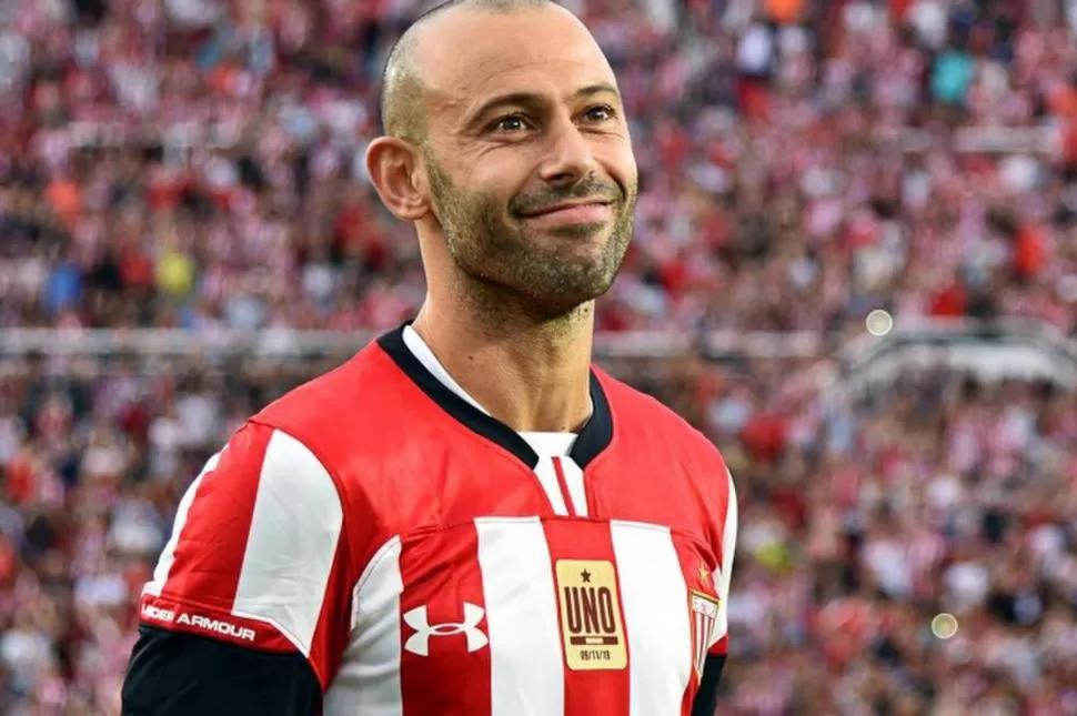 LA “BOMBA” DEL MERCADO. Mascherano firmó con Estudiantes y será una de las grandes atracciones de la Superliga. as.com