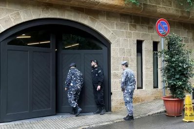 La curiosa fuga del ex presidente de Nissan y Renault sorprendió en Japón