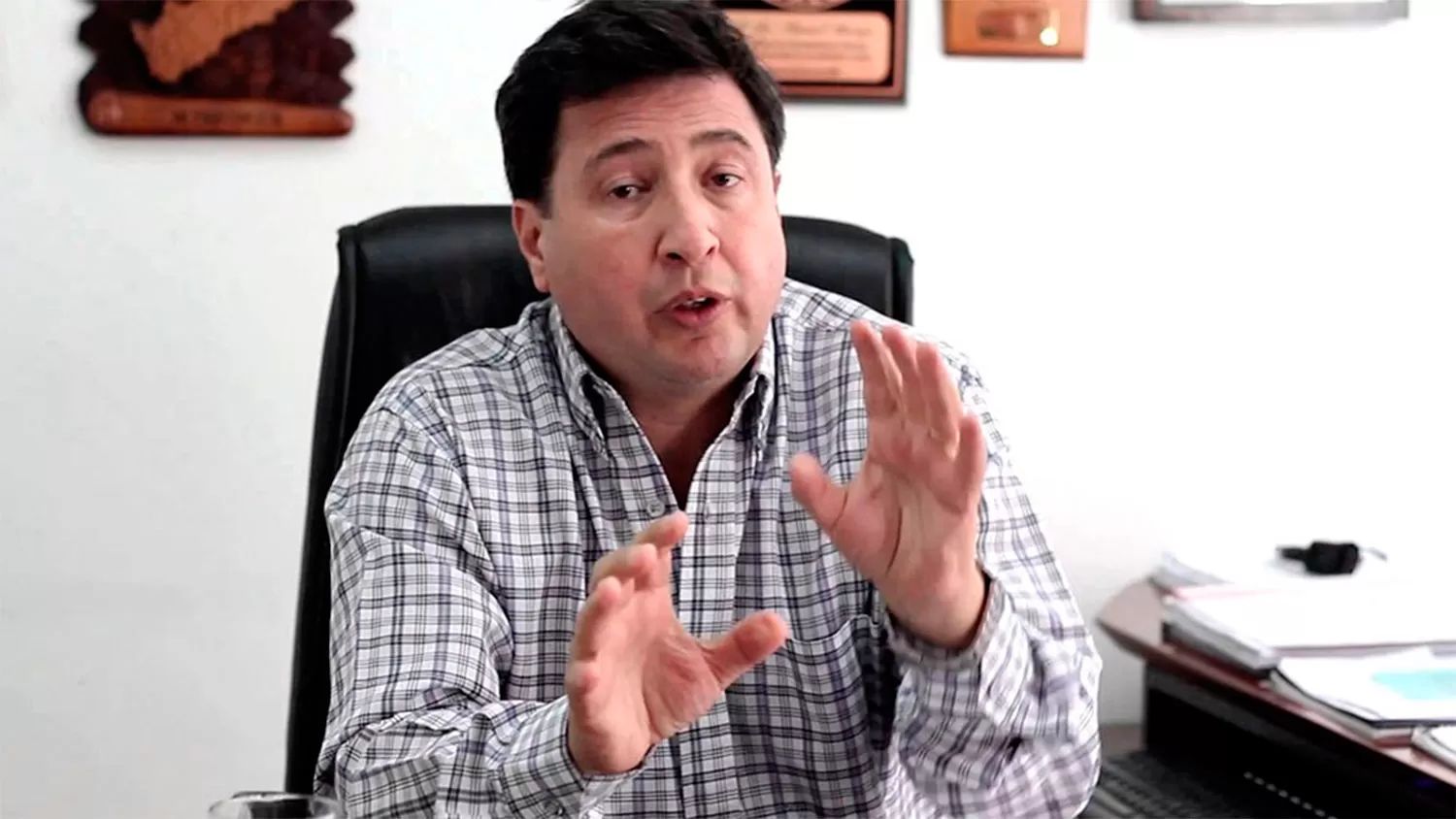 Arroyo: los que menos tienen no pueden pagar los mismos impuestos que los que más tienen