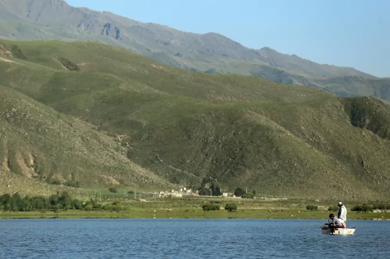 Dique La Angostura, en los Valles Calchaquíes. 