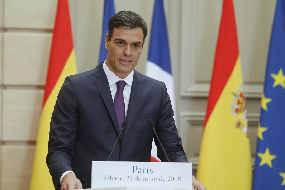 COALICIÓN. El presidente Pedro Sánchez. Acordó con Podemos y la ERC. reuters