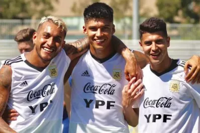 Tonada tucumana en canchas de cuatro continentes