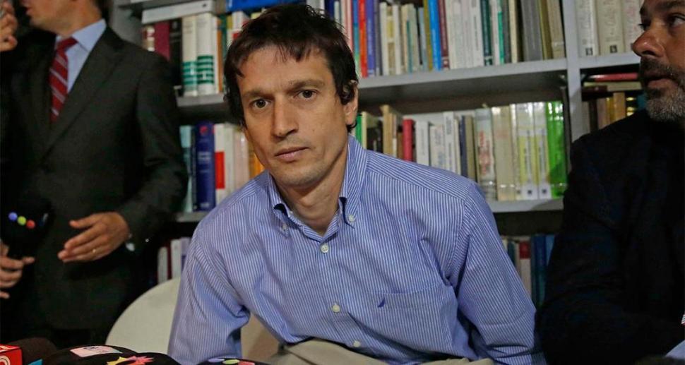 DIEGO LAGOMARSINO. “Hacen hoy lo que pedimos hace tres años”.  