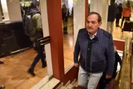 Un tribunal cita a Alperovich y a la sobrina que lo denunció, pero en su lugar podrán ir los abogados