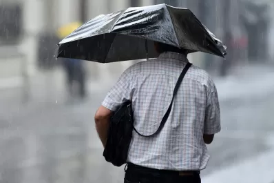 Rige una alerta por lluvias y tormentas para Tucumán