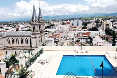 Provincial Plaza Hotel, para disfrutar de La Linda