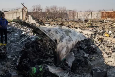 Irán asegura que ningún misil alcanzó al avión ucraniano que cayó con 176 personas