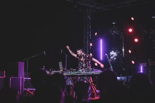 “Hoy en día, en la música, el que no fusiona no funciona”