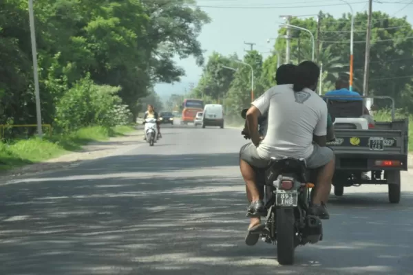 Quieren que haya controles a motociclistas en las estaciones de servicio de la capital