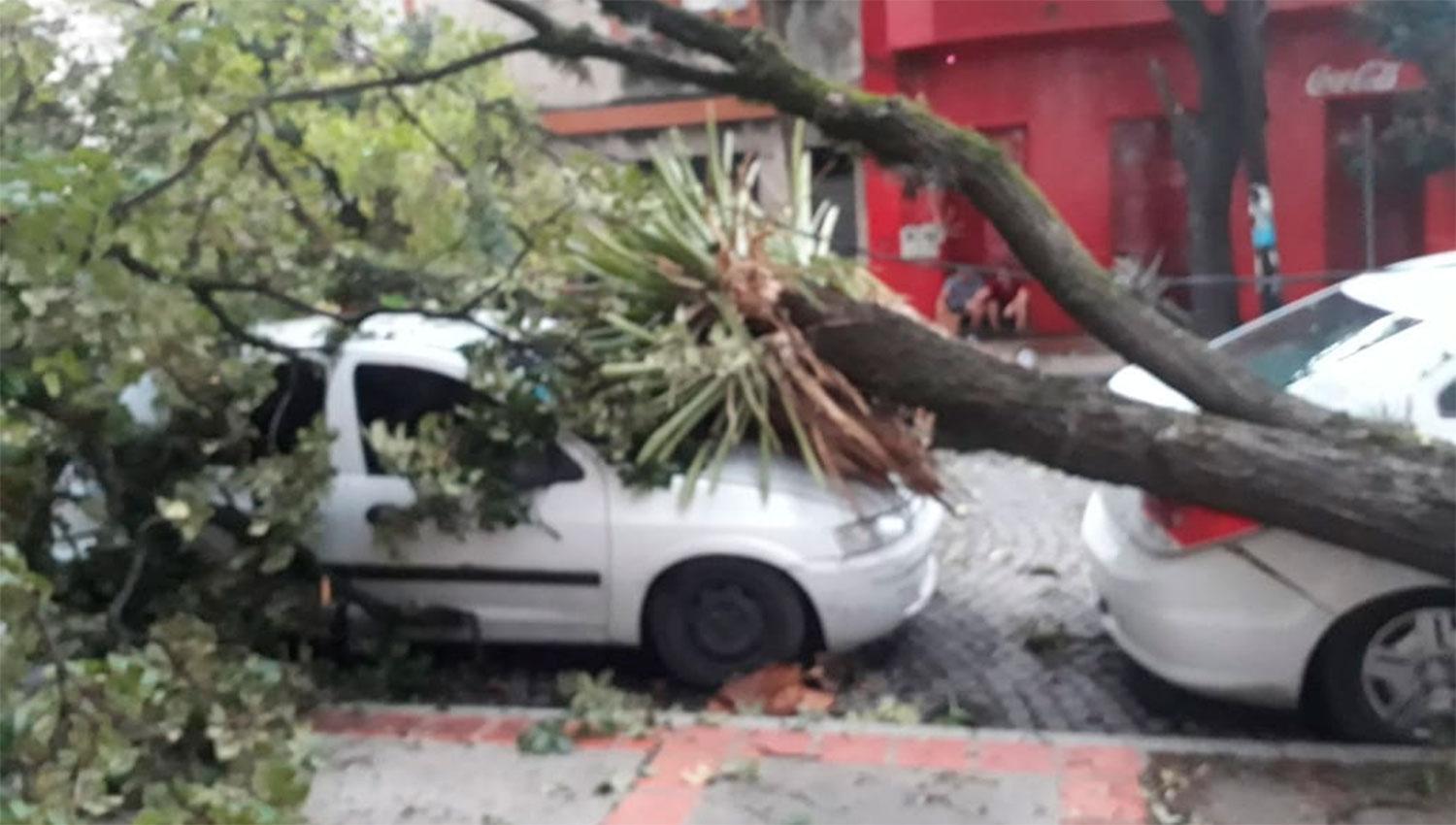 EN LA CAPITAL. La zona de El Bajo, en calle Cuba.