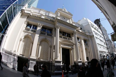 Seis claves de la semana económica: qué pasará con el dólar, el FMI y el petróleo
