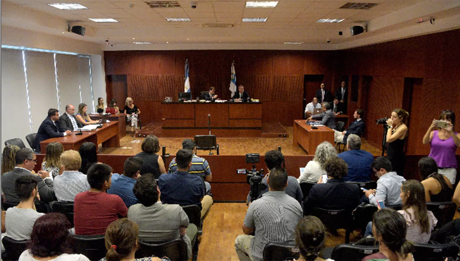 Acto de transparencia en el receso judicial