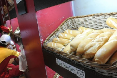 Por la suba de la harina, el pan quedaría excluido de la tarjeta alimentaria