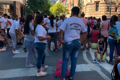 Protesta y corte frente a la Anses
