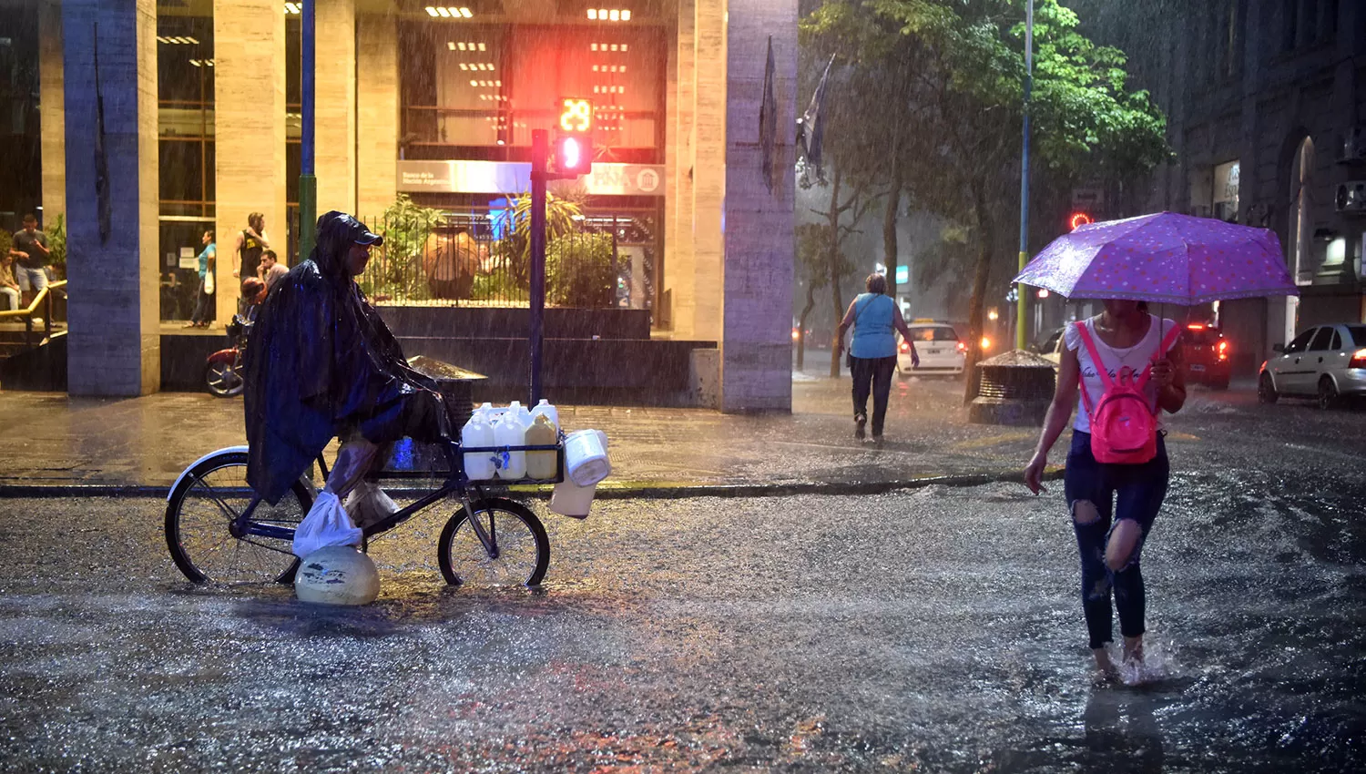 Así estaban las calles del centro durante el fin de semana. LA GACETA/FOTO DE INÉS QUINTEROS ORIO