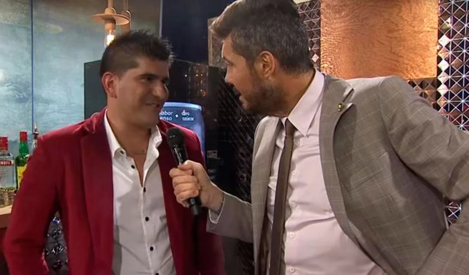 CON TINELLI. En el 2017, La Bomba participó en el certamen.