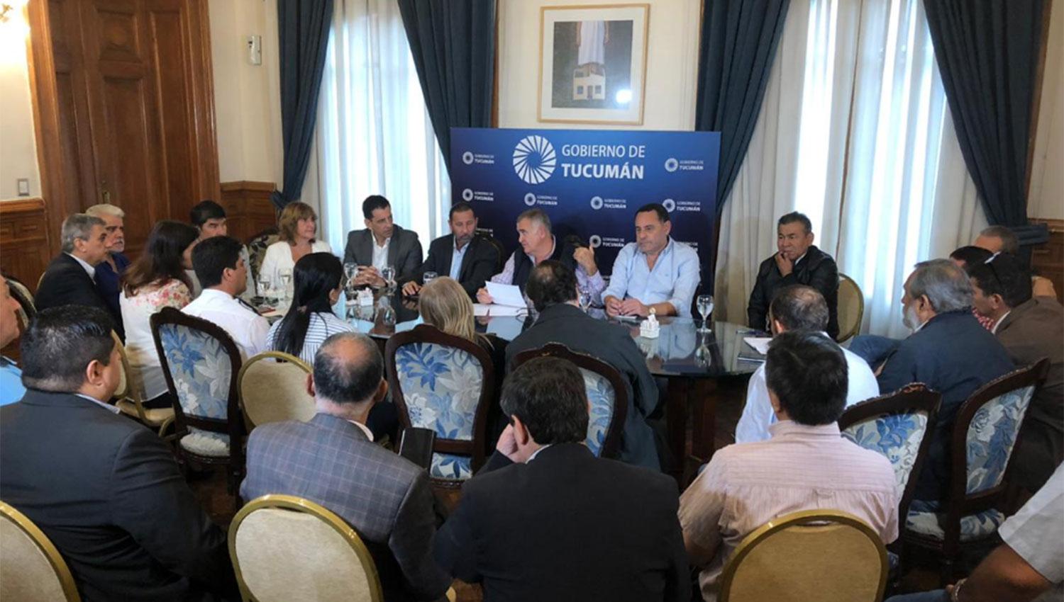 La reunión que encabezó Jaldo esta mañana con el Comité de Emergencias. 