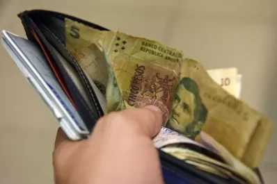 El BCRA prorroga por un mes la vida del billete de $ 5