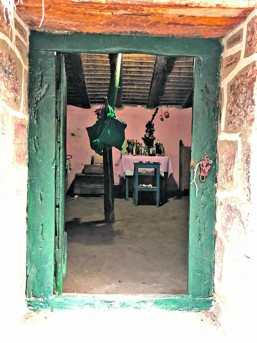 EN LA CUMBRE MUÑOZ. El interior del puesto Piedra Pintada, a 4.000 metros de altura.