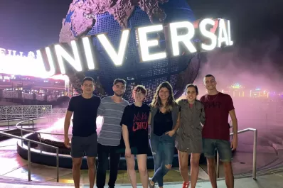 Work and Travel: viajar con amigos y ganar dinero en dólares