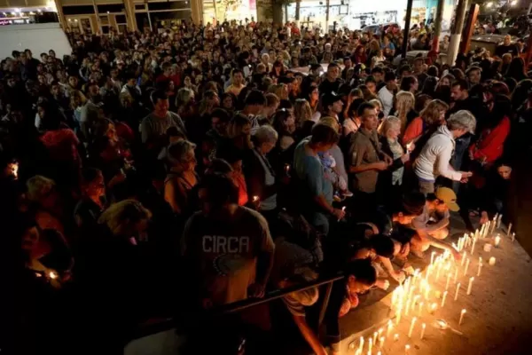 Emotiva marcha para reclamar por el joven asesinado