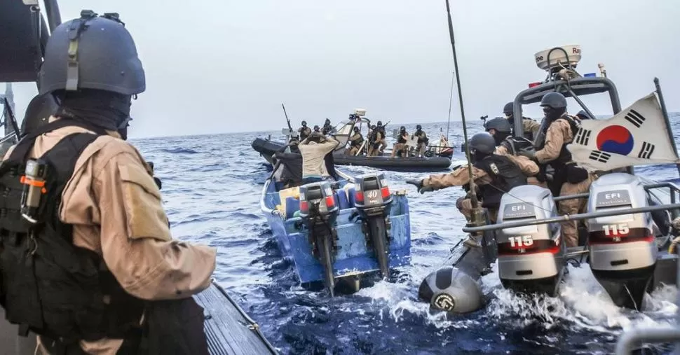 TRANSITO PESADO. El camino al Golfo es recorrido unas 900 veces al año por Corea del Sur por el petróleo.   