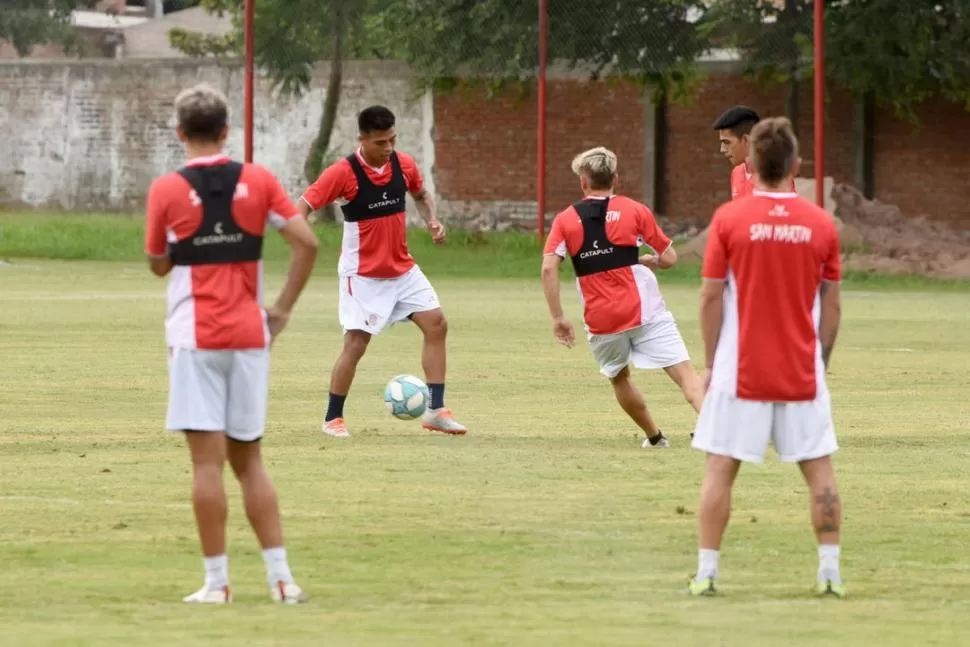 PUESTA A PUNTO. Gómez es un volante ofensivo que proviene de Gimnasia La Plata, equipo con el que enfrentó al “Santo”. la gaceta / foto de DIEGO ARAOZ