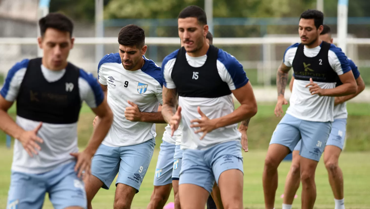 EN MARCHA. Los tucumanos arrancarán mañana un semestre en el que competirán en la Superliga y en la Libertadores. 