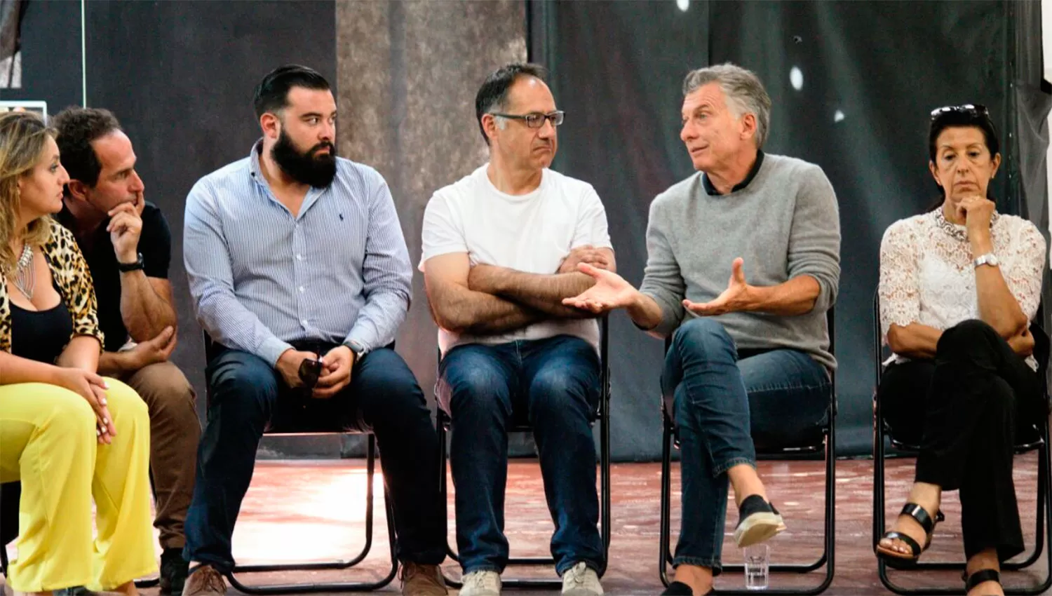 CON MILITANTES PRO. Macri, durante la reunión de ayer.