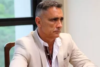 Un legislador calificó de planeros a tucumanos que recibieron al Presidente