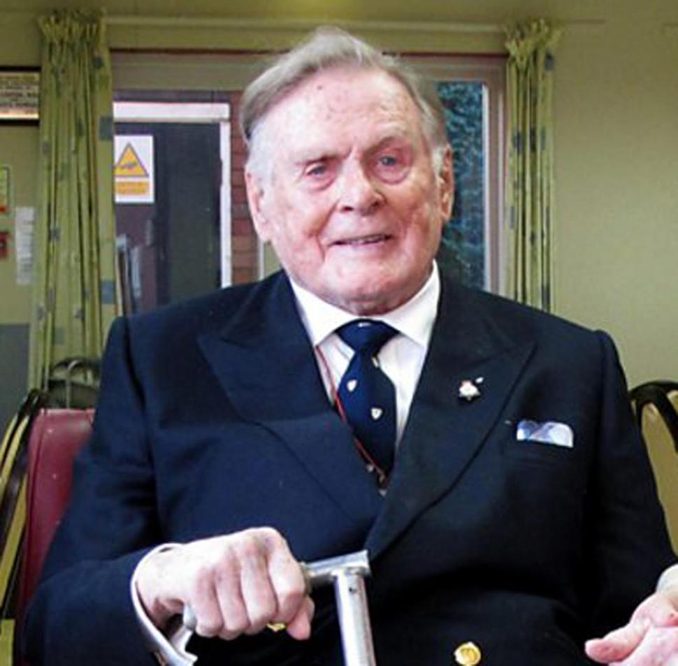 SOBREVIVIENTE. A Denis Avey le llevó casi 70 años animarse a contar su historia.