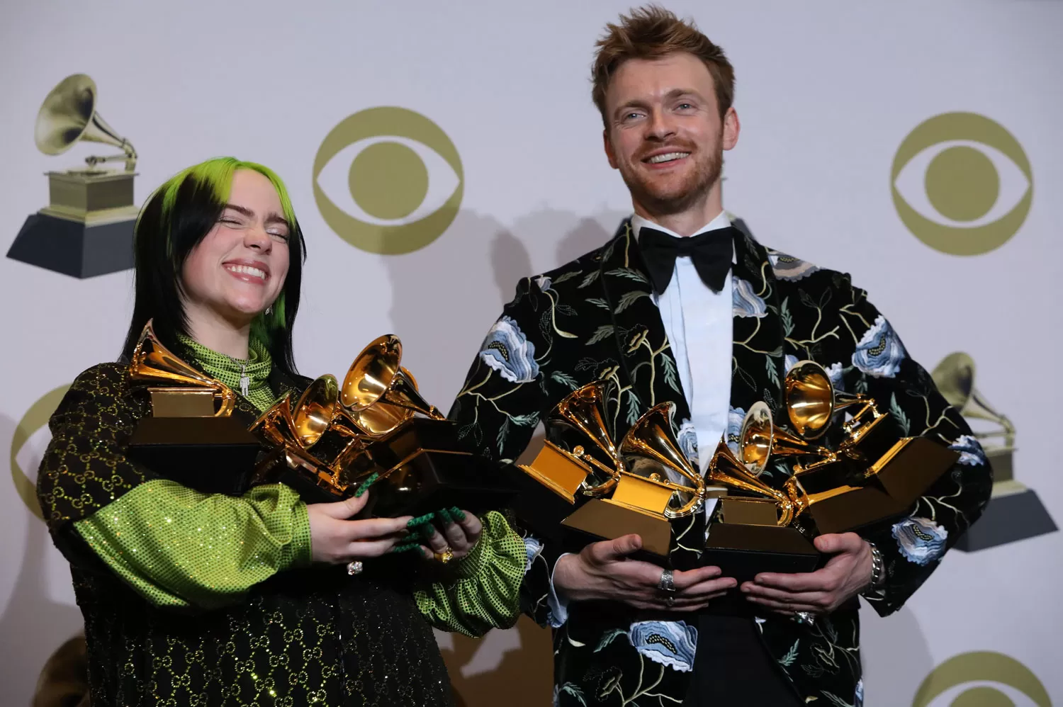 PREMIADOS. Billie y su hermano Finneas.