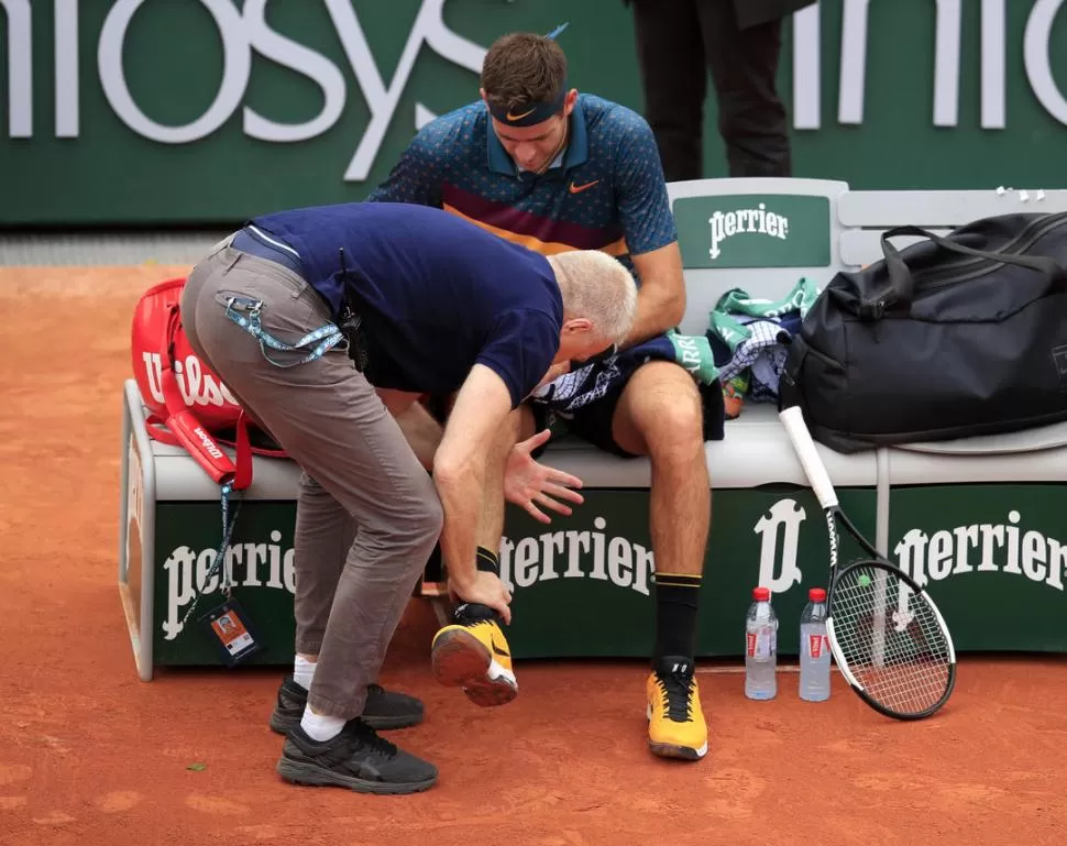 FRUSTRACIÓN. Las lesiones fueron una constante en la carrera de Del Potro. reuters