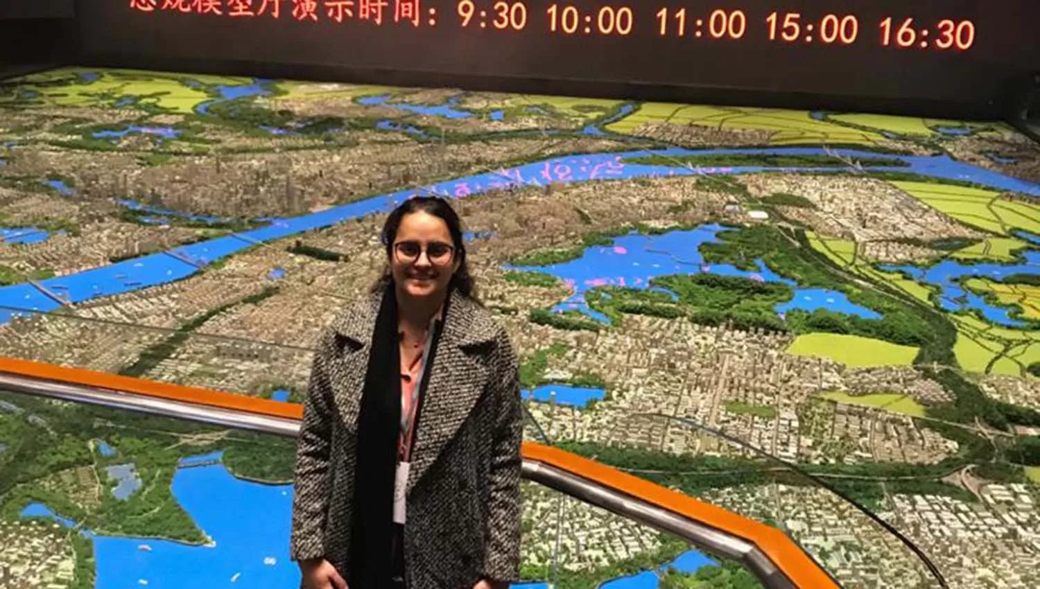 María José Haro. Visitó el año pasado las Maquetas de Wuhan, en el edificio de la municipalidad.